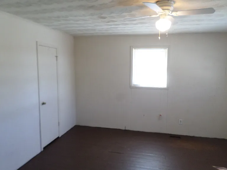 535 Arkwright Dr — Photo 4