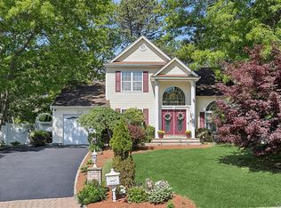 16 Winterberry Drive, Middle Island, NY 11953