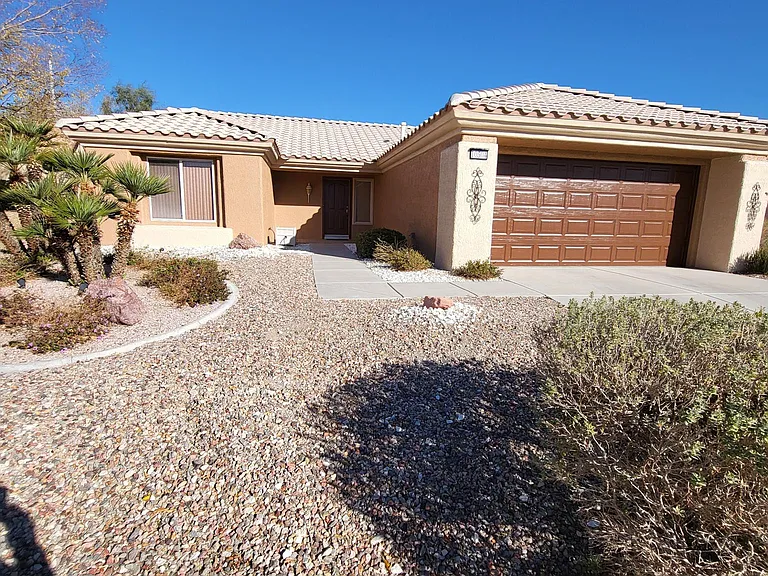 10504 Linden Wood Ct — Photo 2