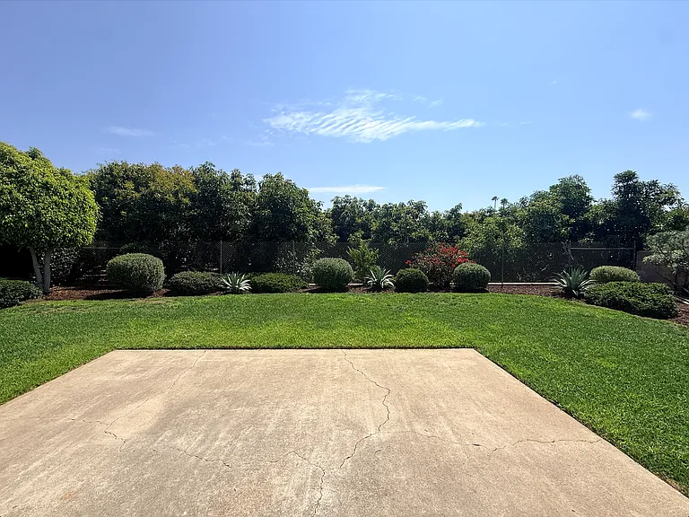 616 Edgewood Dr — Photo 14