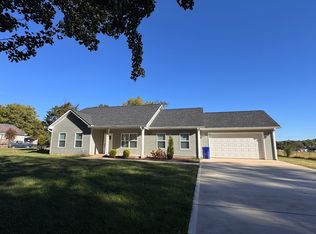 3240 Joe Rawlings Rd, Cookeville, TN 38506