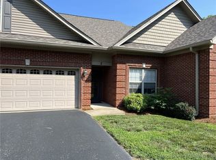 620 W Utica St UNIT 2, Sellersburg, IN 47172