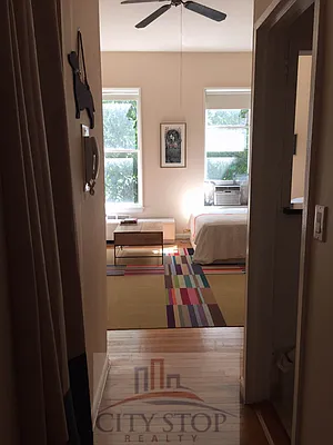 Rented by City Stop Realty | media 5