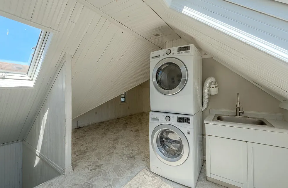 1 bed, 700 sqft, $1,000 — Photo 4