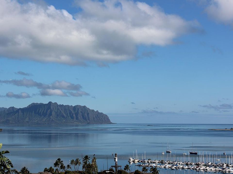 View of Kaneohe Bay and the ocean