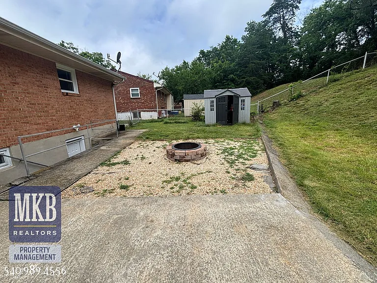 3219 Forest Park Blvd NW — Photo 42