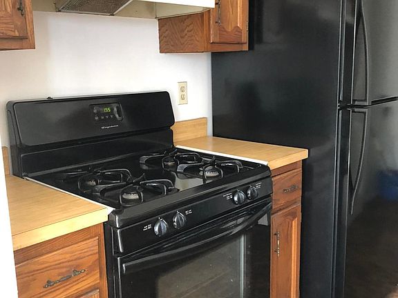 5th image of 2519 Waters Edge Dr #19A