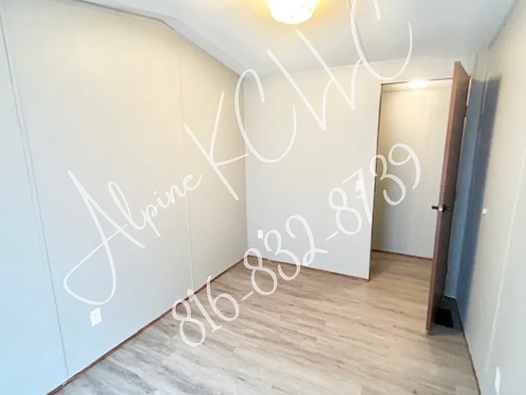 5601 SW Lakefront Ln S #11 — Photo 6