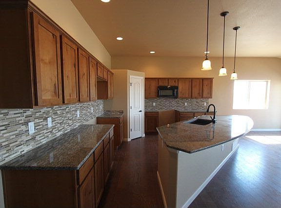 2nd image of 5621 Maggiano Pl