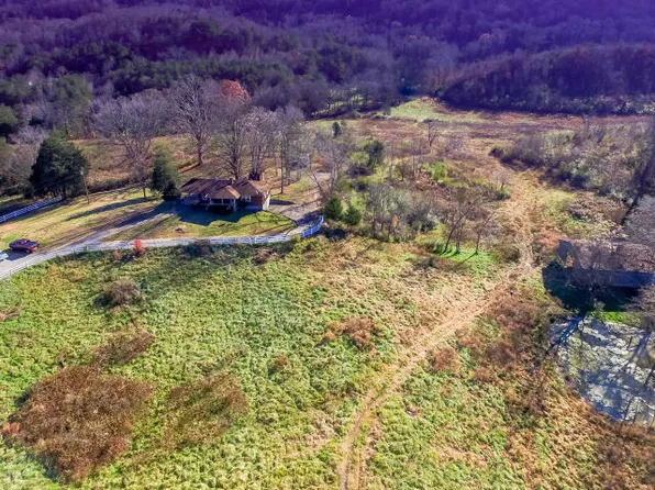 1094 Rhea County Hwy, Dayton, TN 37321