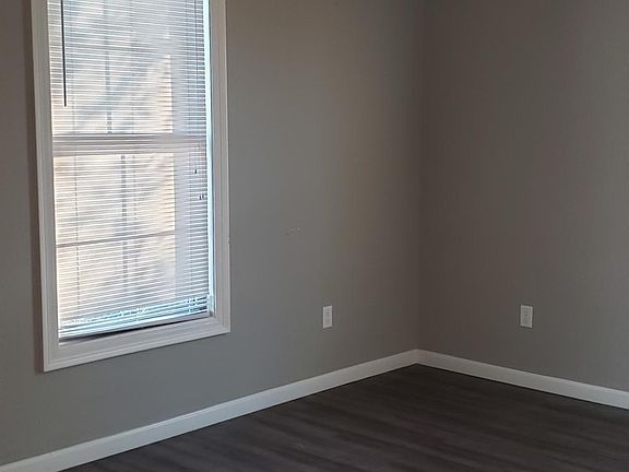 3rd image of 224 Brundrette St