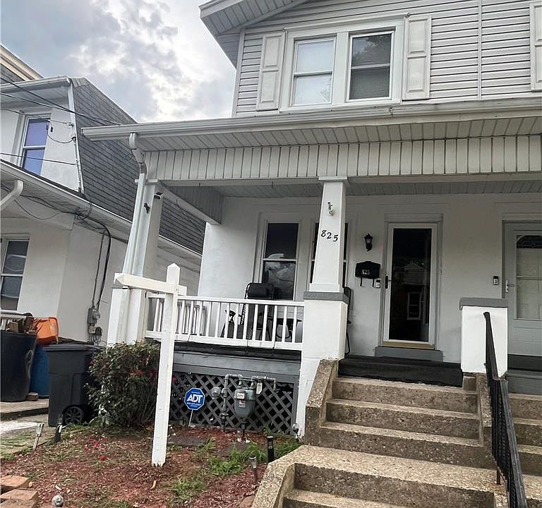 1st image of 825 S 24th St