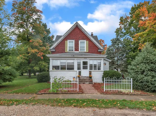 179 S 2nd St NE, Cedar Springs, MI 49319