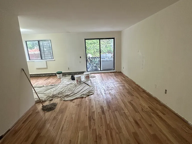 37 Odell Ave #1D — Photo 2