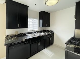 Chelsea Manor, Valley Village, CA 91607
