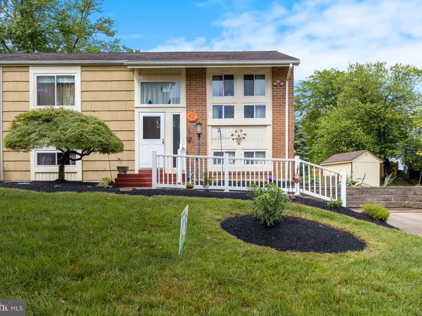 4308 Dogwood Dr, Hampstead, MD 21074