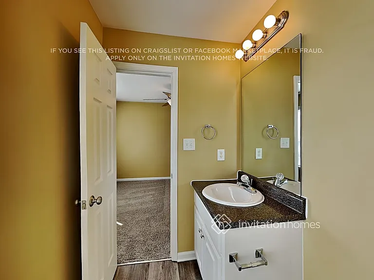 302 Whitehall Ct — Photo 13