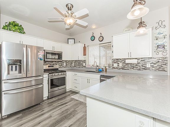 5th image of 2631 Rall Ave