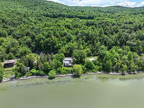 3rd image of 587 Singing Cedars Rd