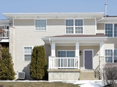 1216 Walnut Glen Dr, Crystal Lake, IL, 60014