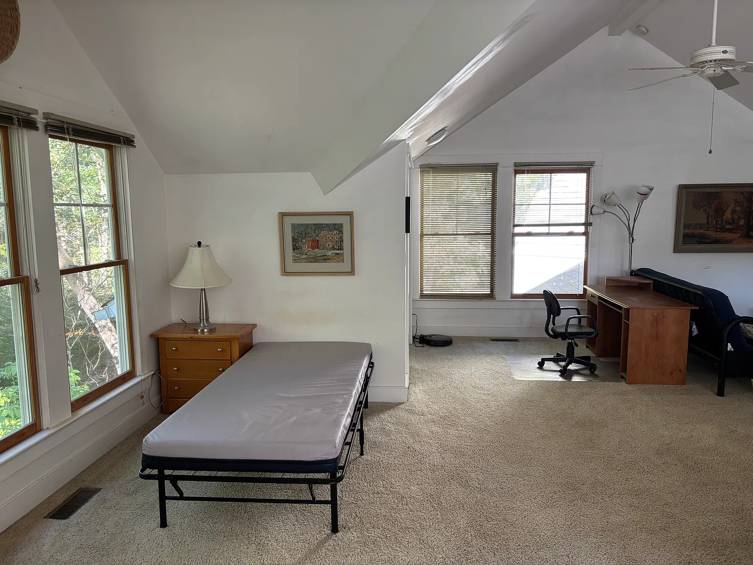 1 bed, 740 sqft, $1,250 — Photo 3