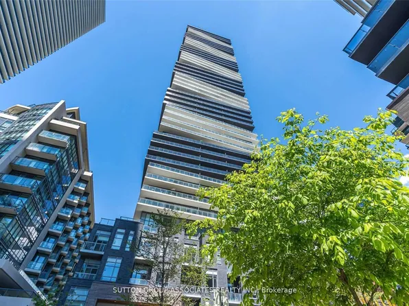 56 Annie Craig Dr, Toronto, ON