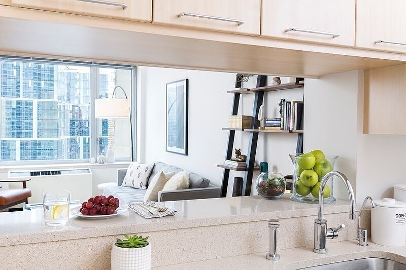 1st image of 601 W 57th St APT 31E