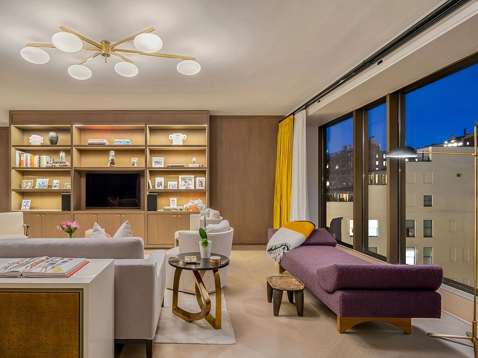 1st image of 117 W 21st St Penthouse B