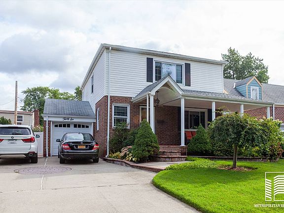 4th image of 36 Greenway Blvd