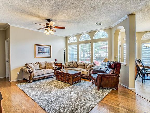 4th image of 5114 Natchez Dr