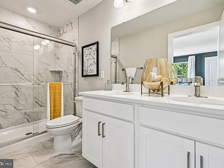 1805 Harvest Dr — Photo 8
