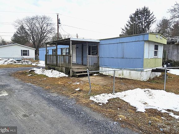 2nd image of 198 Black Gap Rd Trailer 131