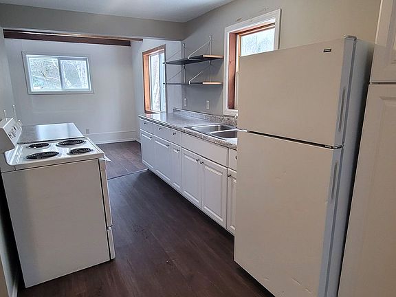 3rd image of 5526 Bemidji Ave N #O
