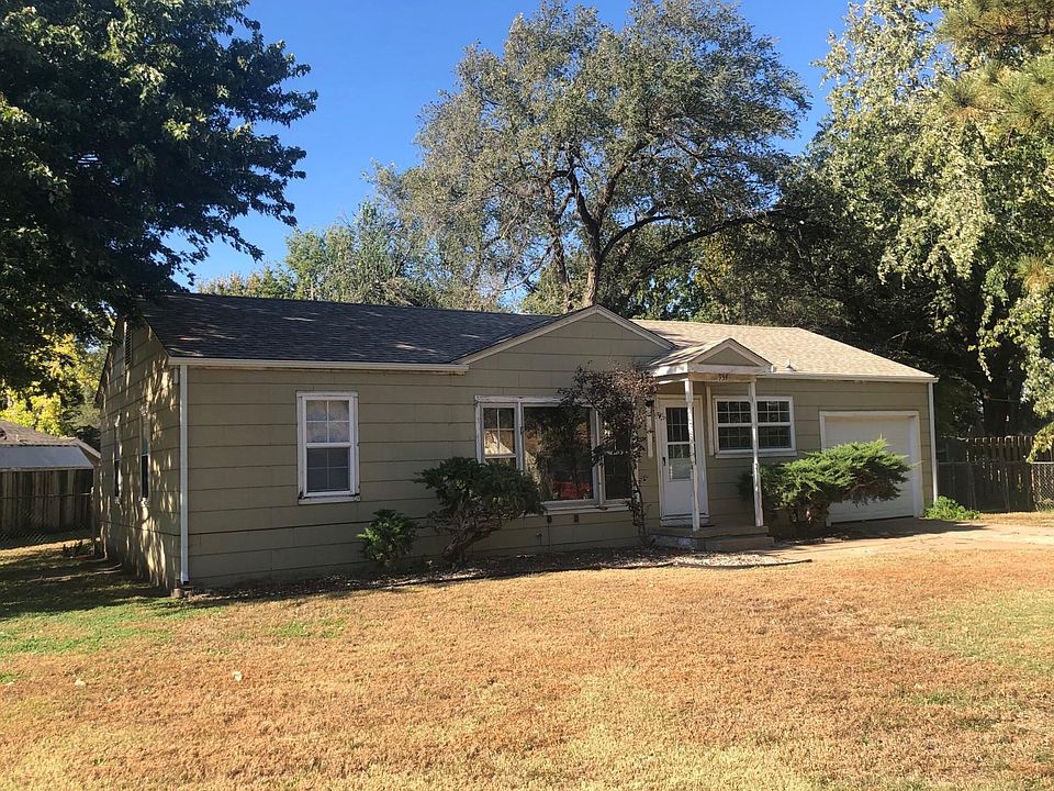 1st image of 934 Vassar Dr