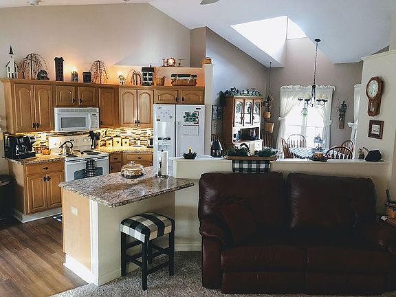 3rd image of 6117 Indian Trace Dr