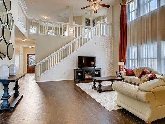 5th image of 5016 Lexington Meadow Ln