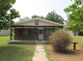 210 S Quincy St, Commerce, OK 74339