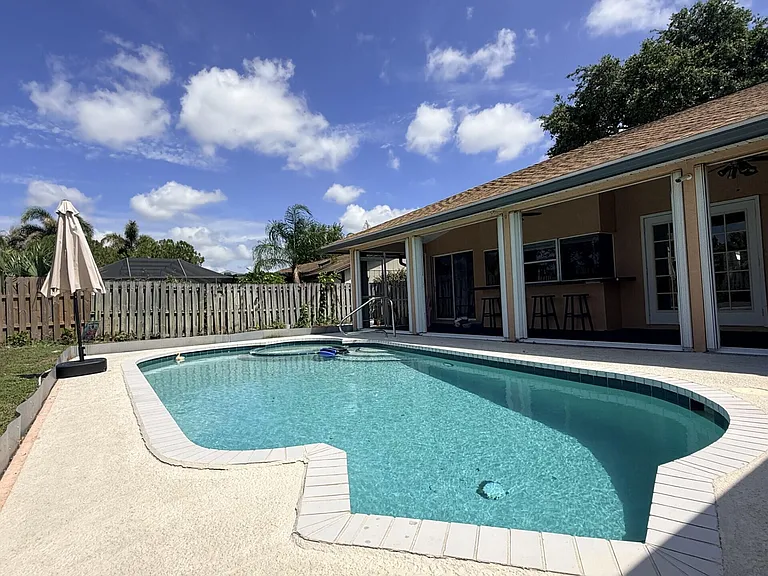 790 SE Ablett Ln — Photo 23