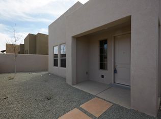 51 Willow Back Rd, Santa Fe, NM 87508