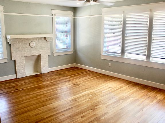 3rd image of 701 W Swann Ave APT 1