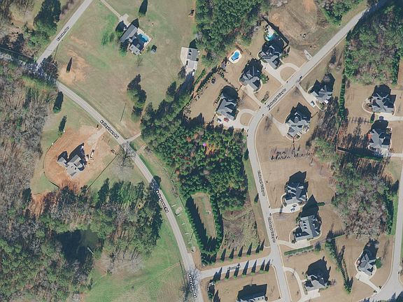 4th image of 109 Limbaugh Valley Dr