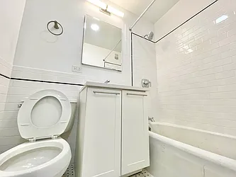 Rented by Century 21 Premier 