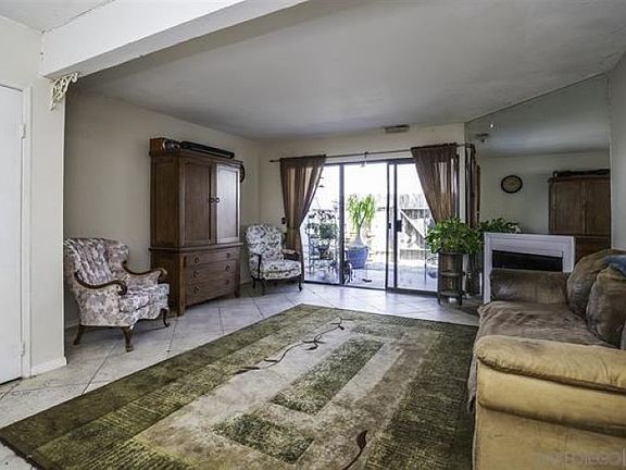 4th image of 9208 Carlton Oaks Dr