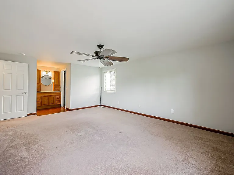19513 Pollyanna Dr — Photo 32