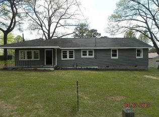 5 Bayview Dr, Phenix City, AL 36869