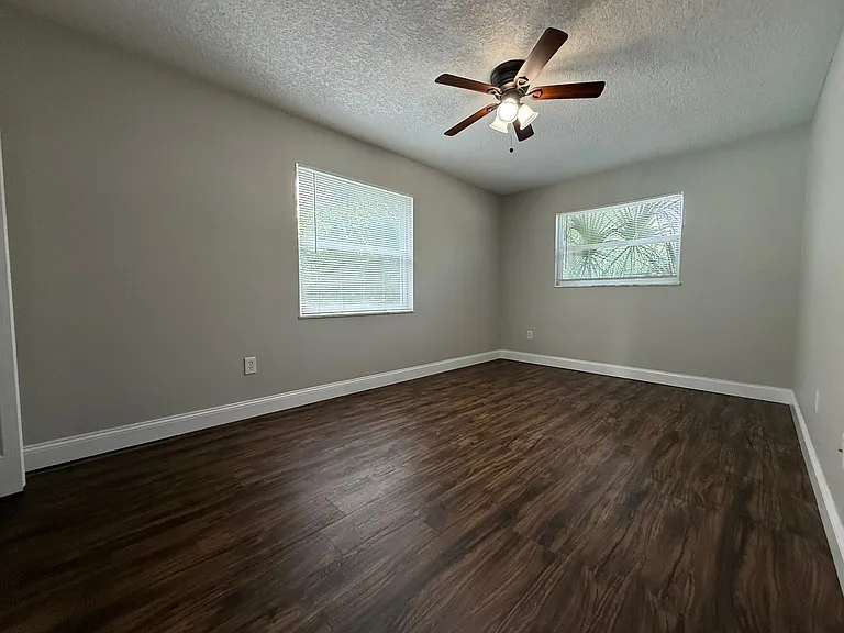 329 Albert St #8 — Photo 11