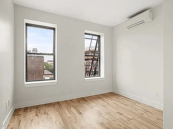 5th image of 483 Willis Ave #3A