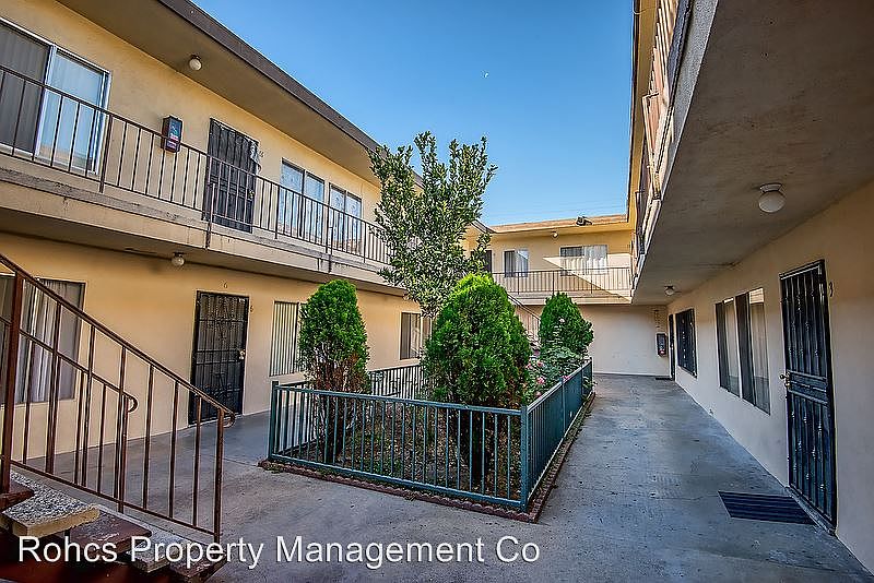 2nd image of 1145 Elden Ave APT 07