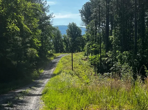 Rainbow Way, Front Royal, VA 22630