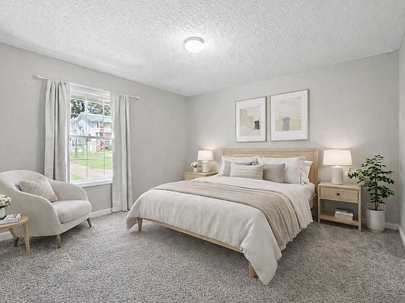 3rd image of 354 Donna Dr